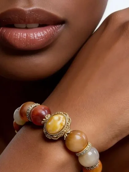 Rabbit Hair Quartz with Amber